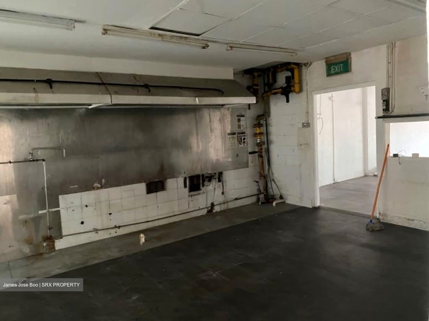Yishun Ring Road (D27), Shop House #556682211